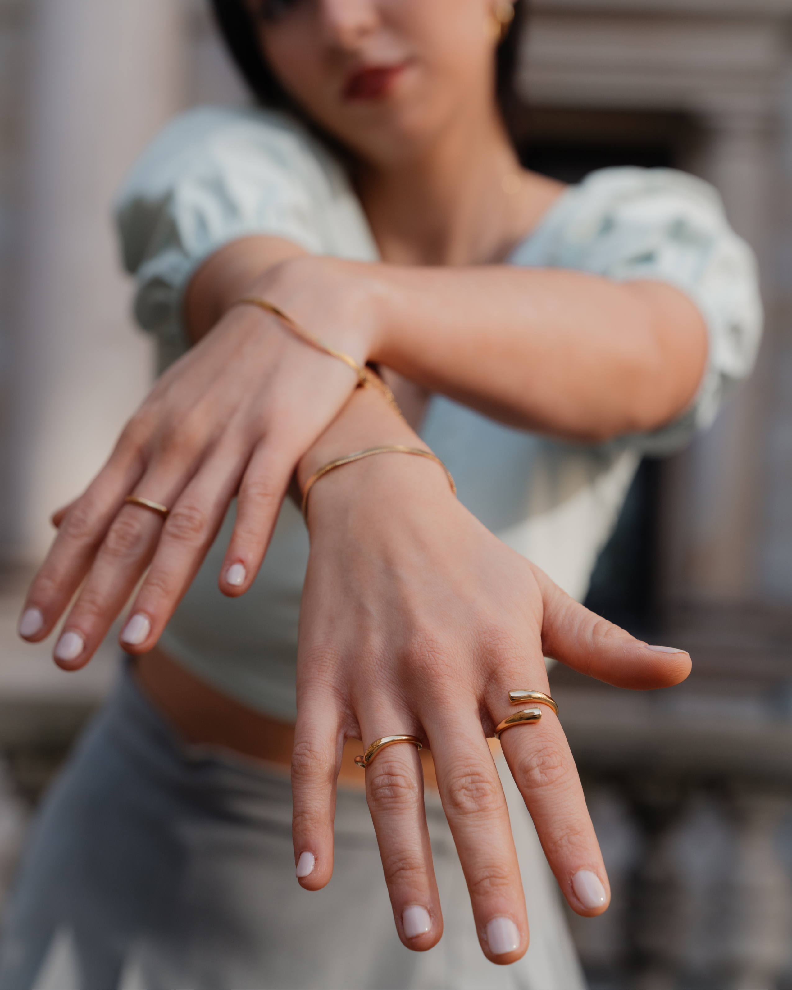 PRIYA Embrace Ring