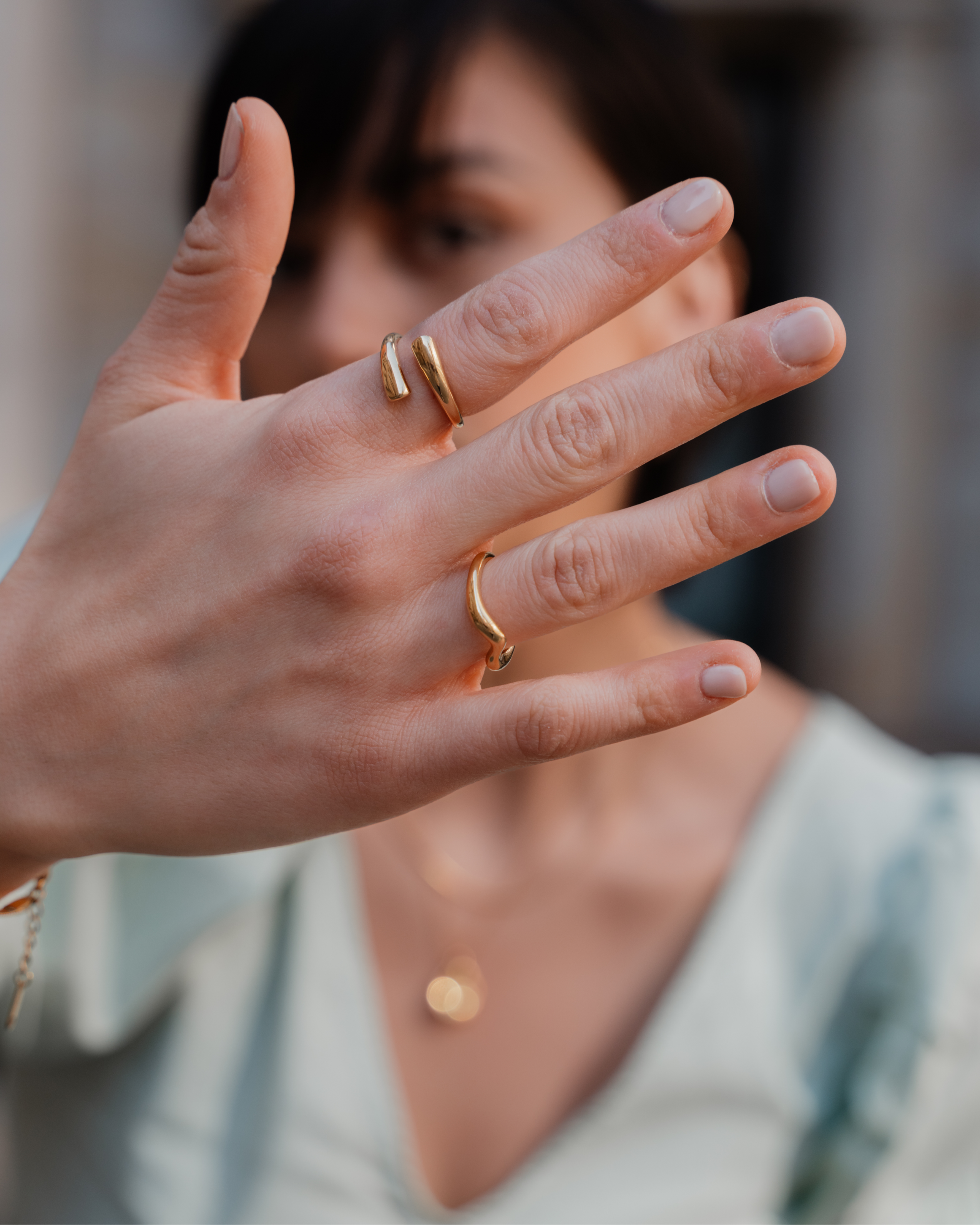 PRIYA Wave Ring